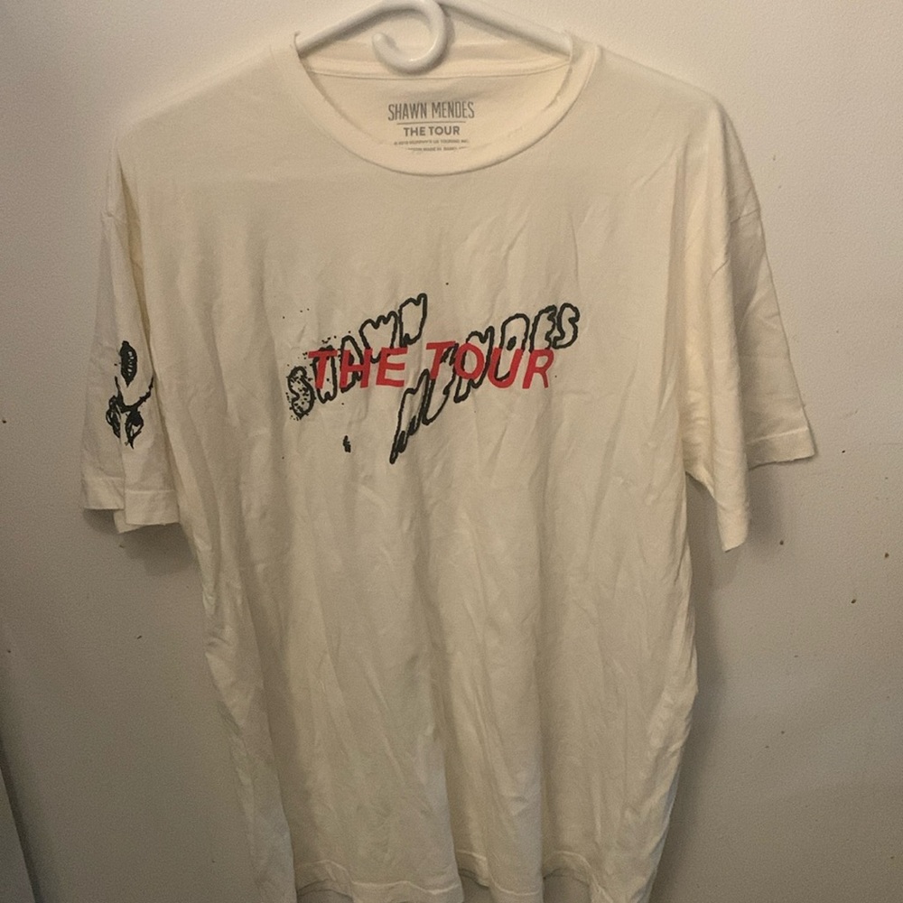 Official Shawn Mendes Concert Tshirt ‘The Tour’ 2019 Pure Soft Cotton SZ XL🔥